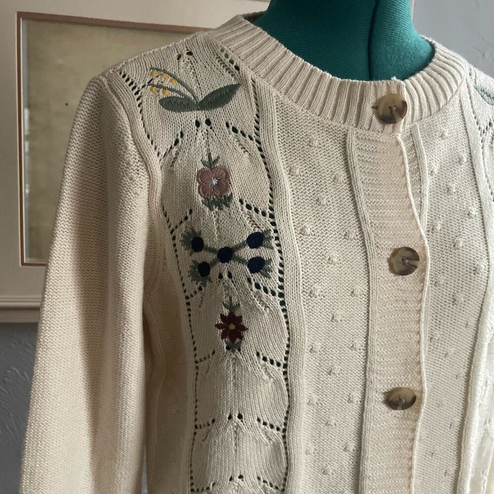 Lucky Brand Cream Cottage Dainty Country Floral Embroidered Grandma Cardigan S - Picture 2 of 9